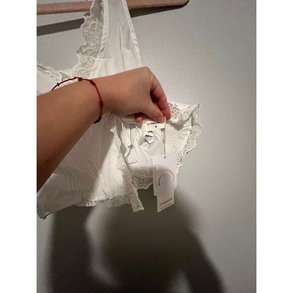 ⛔️‼️SOLD‼️⛔️Romantic White Lace Trim Crop Top - Picture 6 of 7